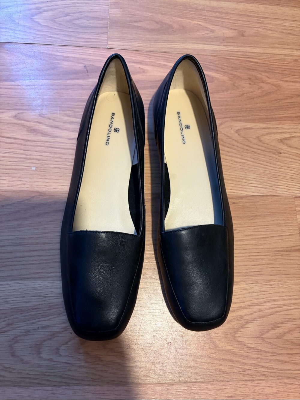 Bandolino Black Leather Square-Toe Women's Loafers